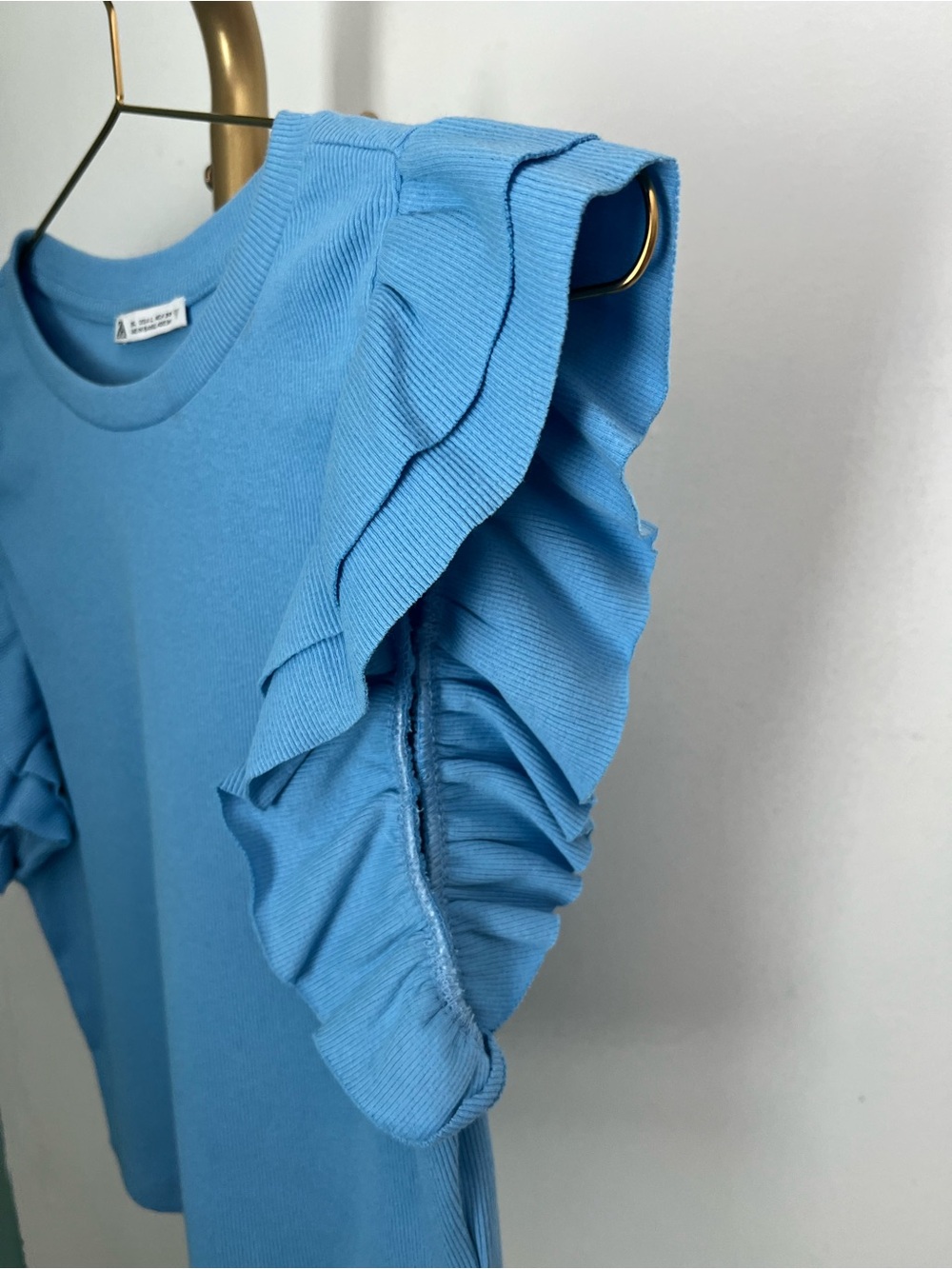 ZARA Ribbed Ruffle Sleeve Top Size L - Picture 3 of 6